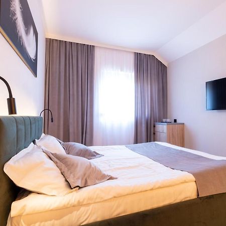 Pensiunea Casa Georgia Comanesti  Екстер'єр фото