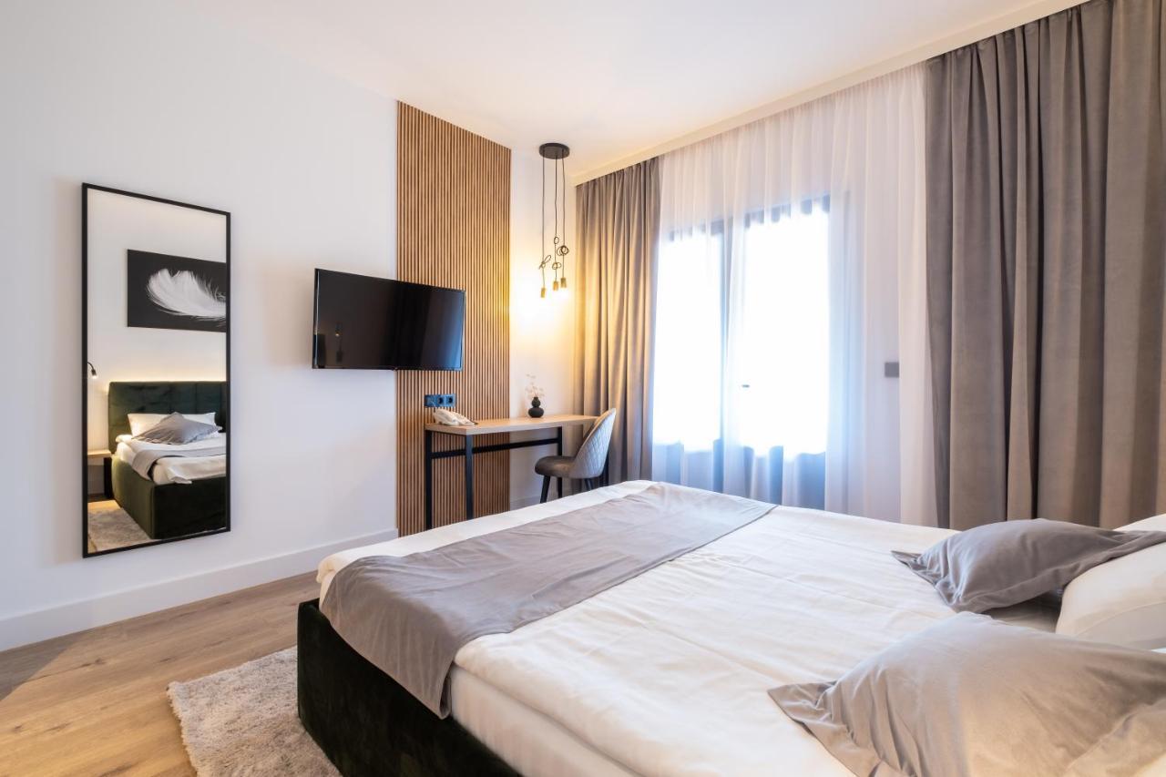 Pensiunea Casa Georgia Comanesti  Екстер'єр фото